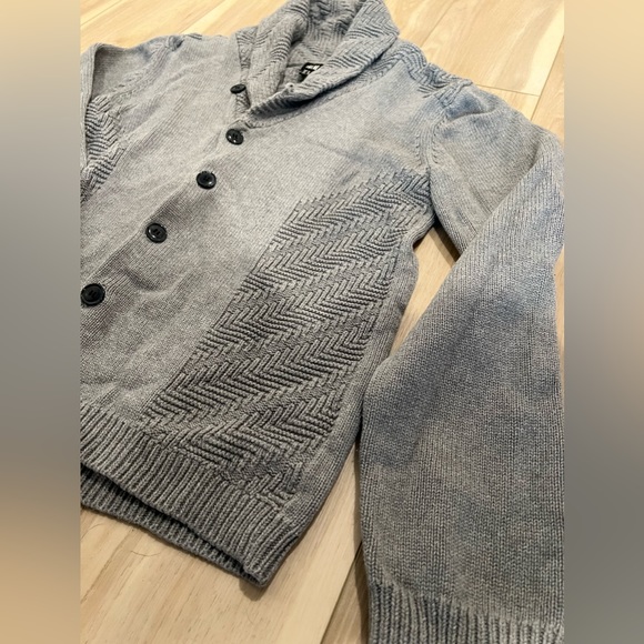 Gray Jacket - Picture 4 of 6